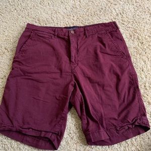 American Eagle men’s shorts size 34